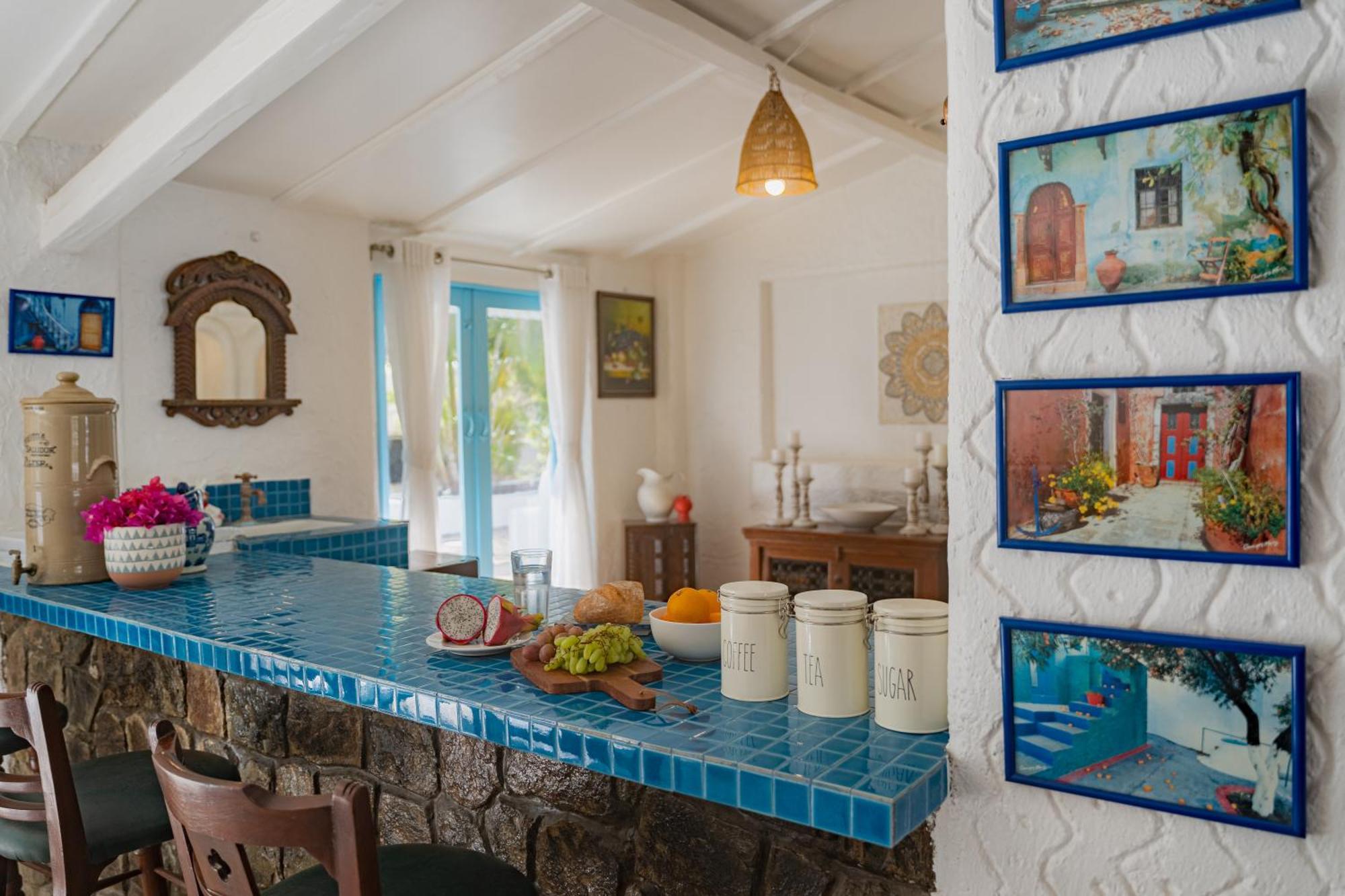 Lohonostays Villa Santorini Alībāg Eksteriør billede