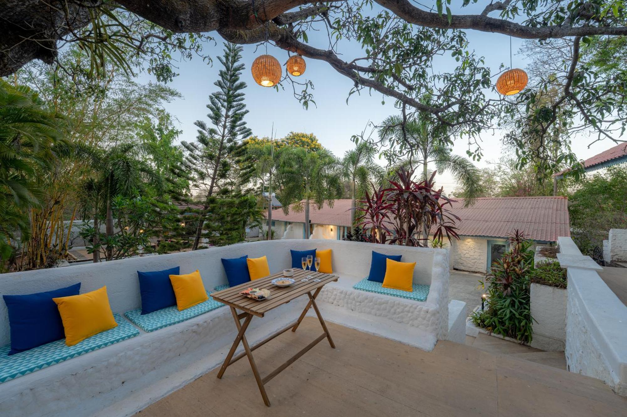 Lohonostays Villa Santorini Alībāg Eksteriør billede