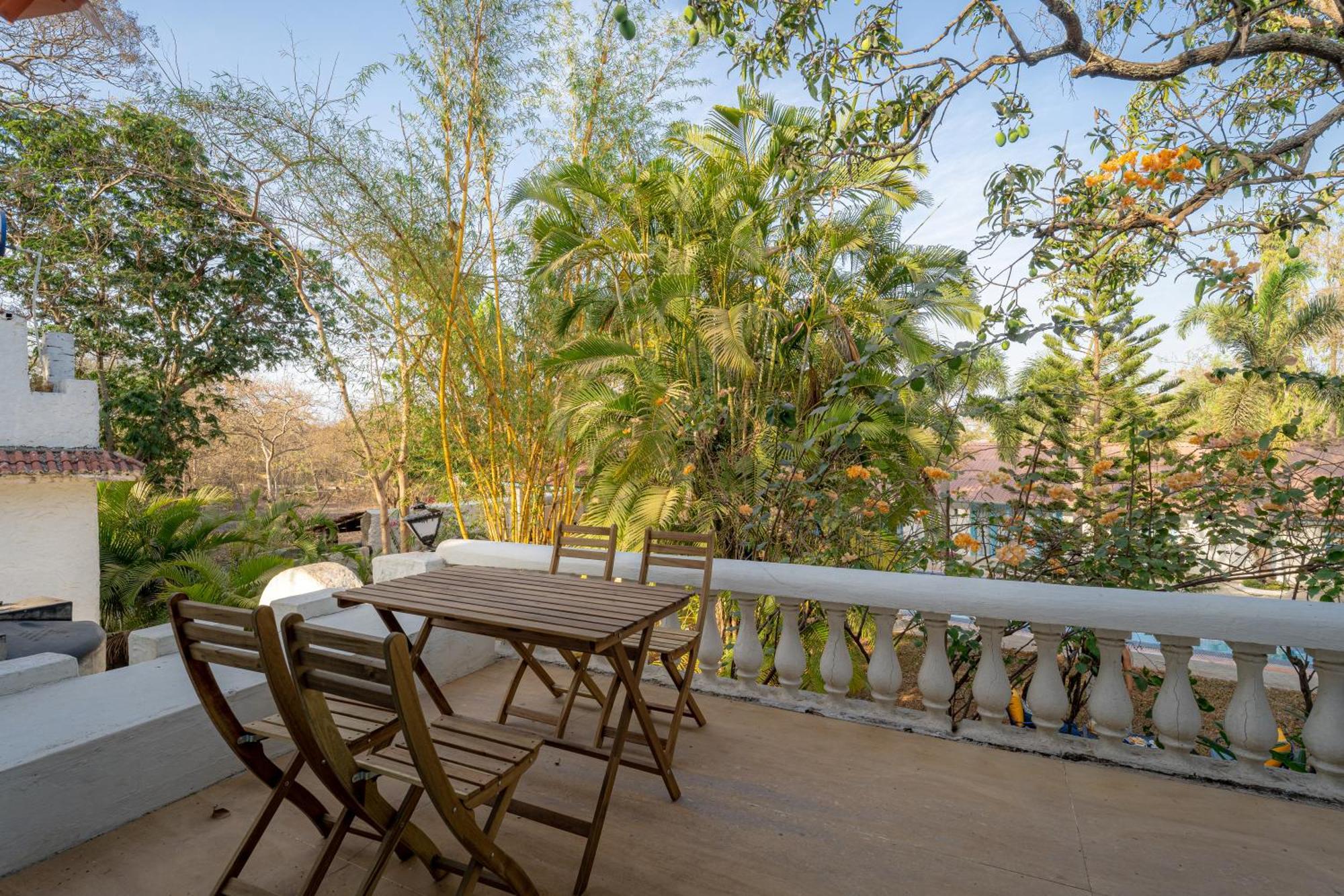 Lohonostays Villa Santorini Alībāg Eksteriør billede